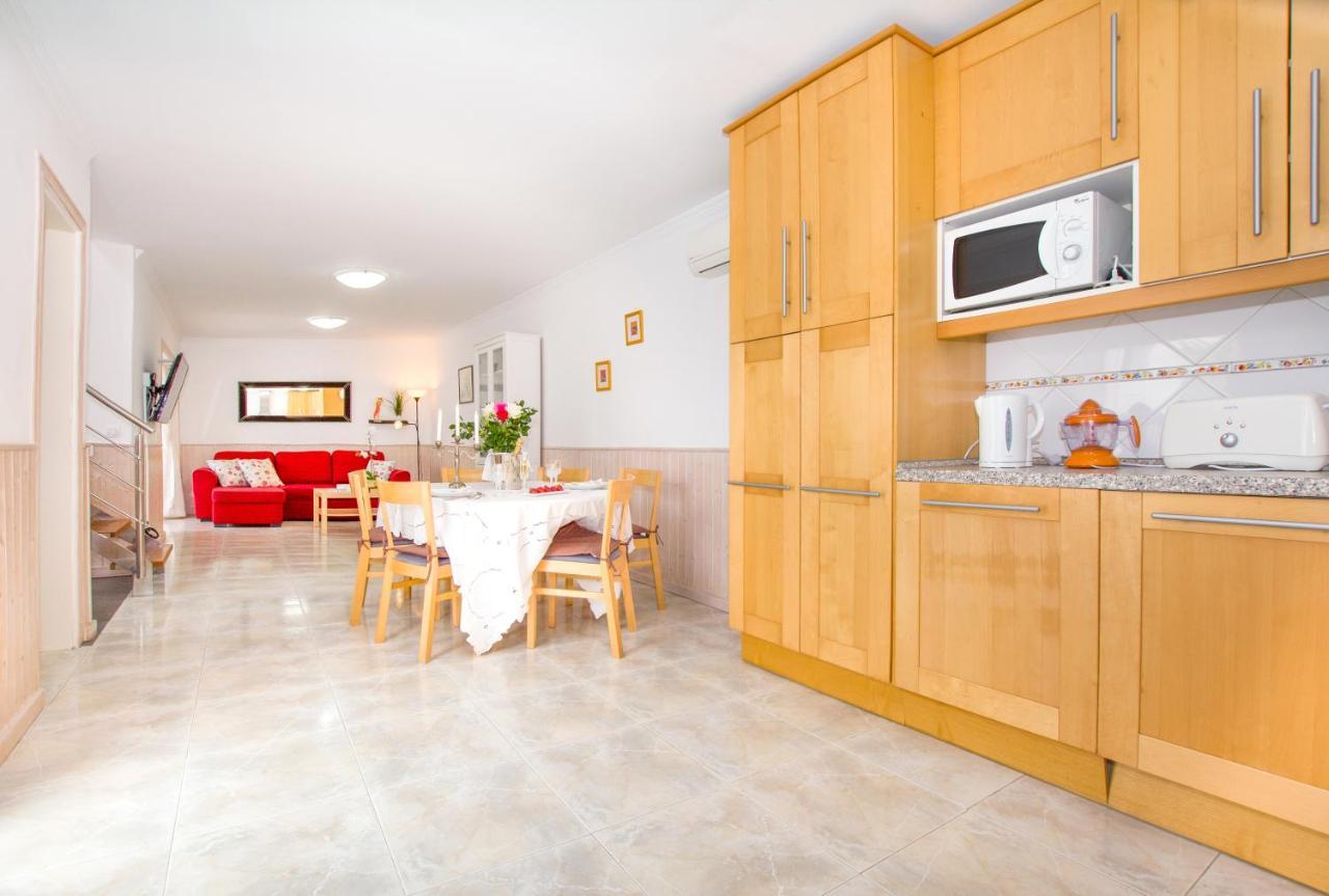 Guesthouse Le Reve Mogan Bagian luar foto