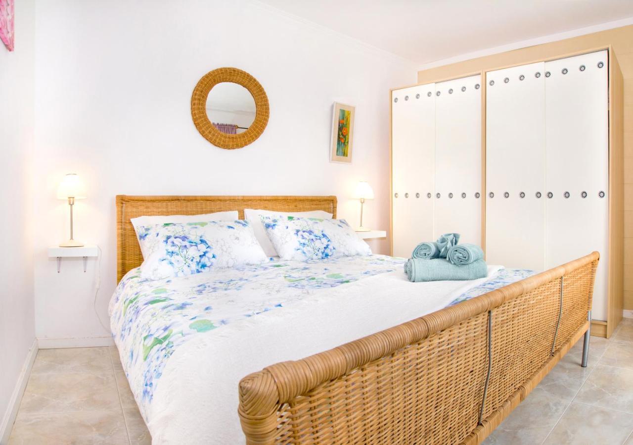 Guesthouse Le Reve Mogan Bagian luar foto