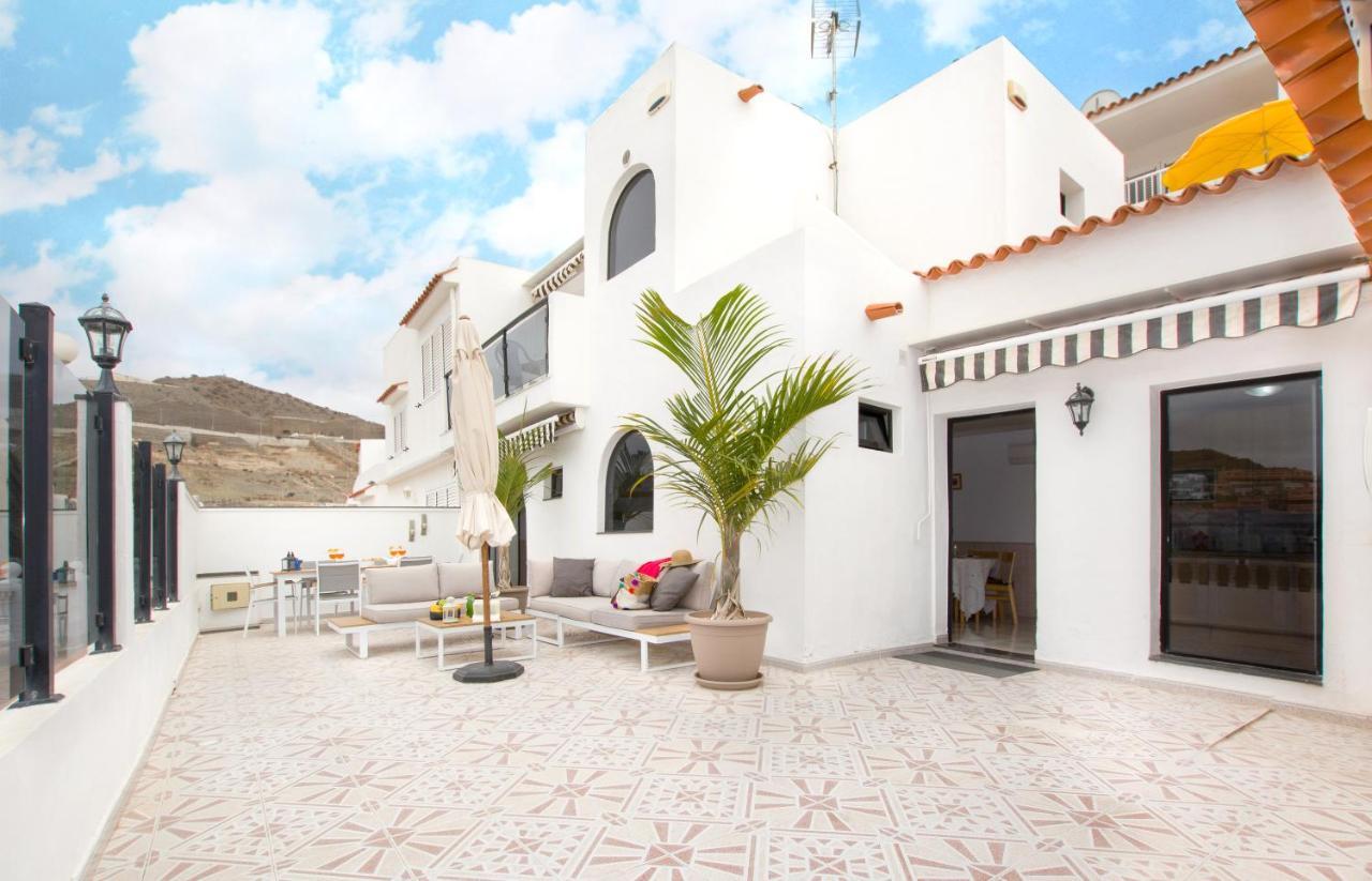 Guesthouse Le Reve Mogan Bagian luar foto