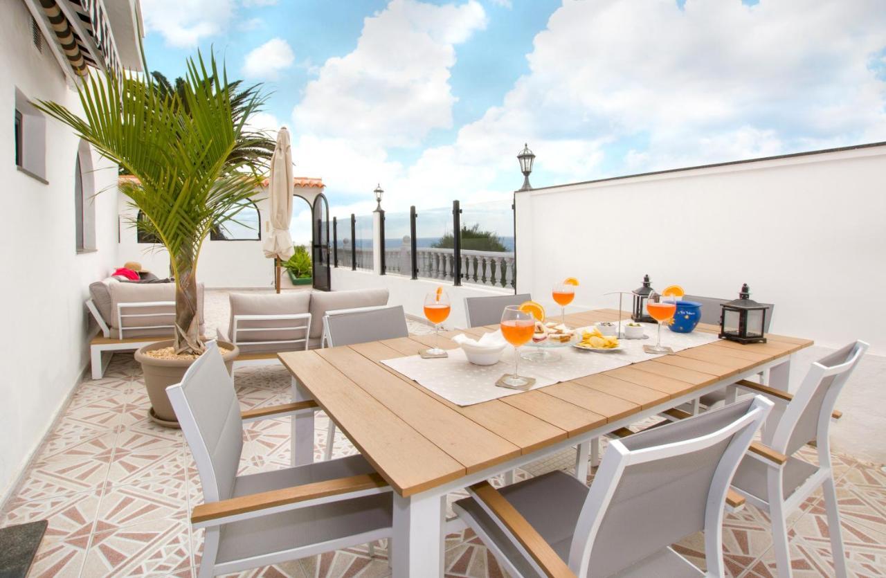 Guesthouse Le Reve Mogan Bagian luar foto