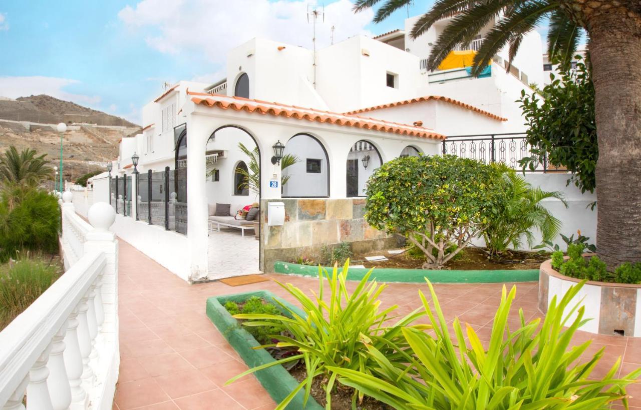 Guesthouse Le Reve Mogan Bagian luar foto