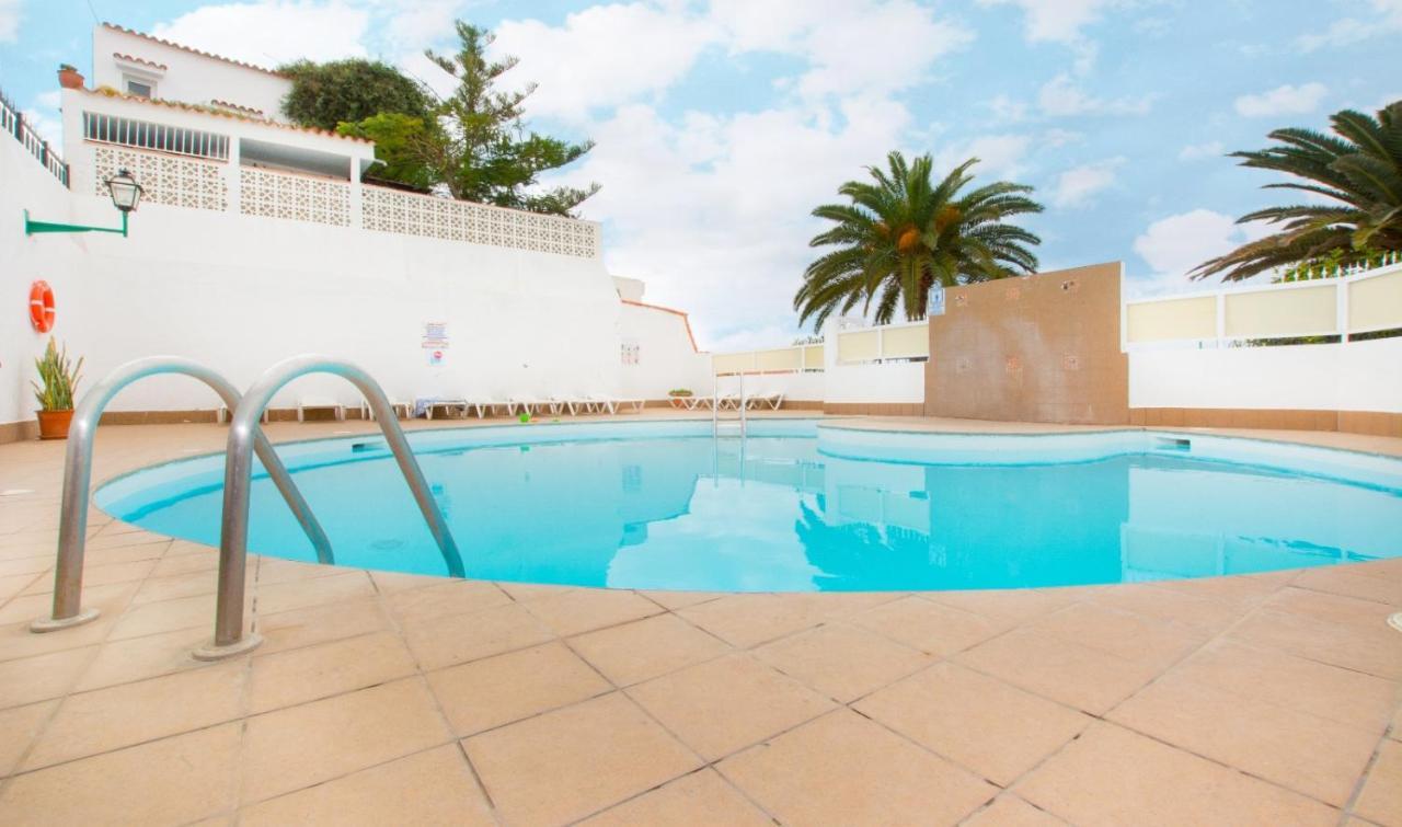 Guesthouse Le Reve Mogan Bagian luar foto